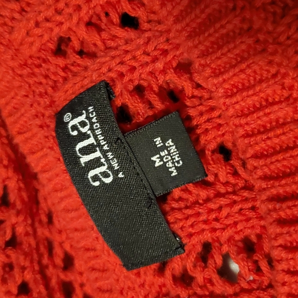ANA knit sweater size med - Picture 4 of 5